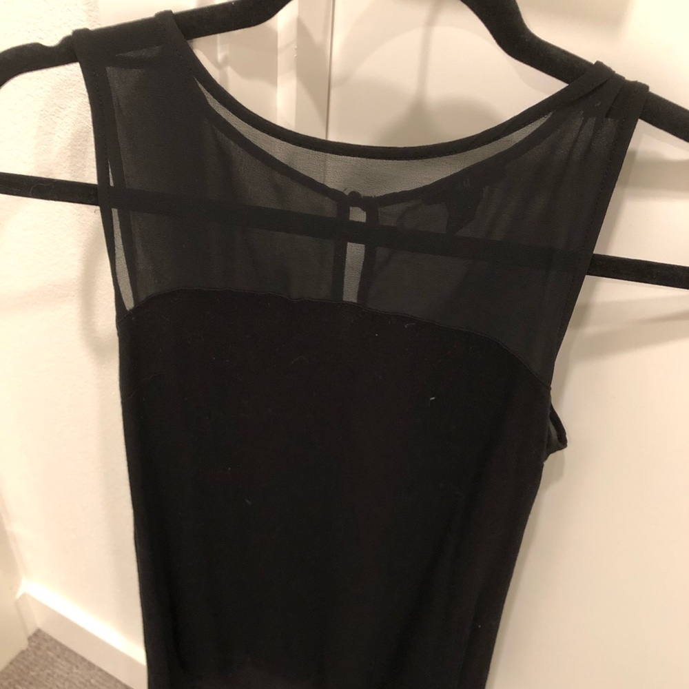 Small H&M Black Tank